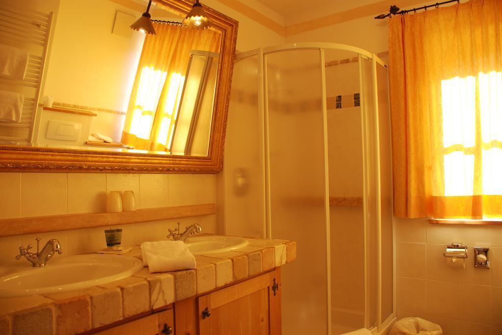 Piccolohotel Tempele Residence San Candido Exterior foto
